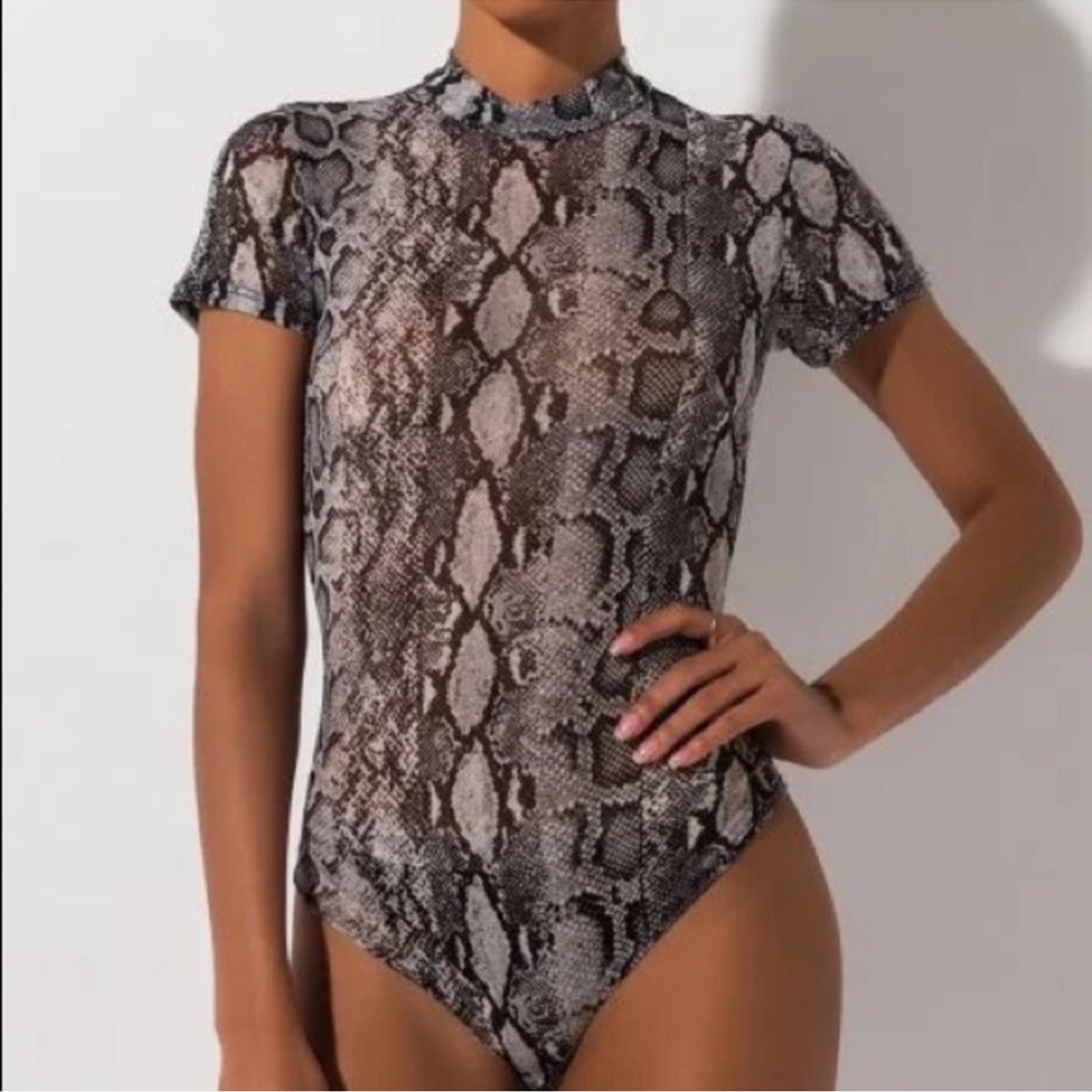 REVIVE | Snake Print Mock Neck Short Sleeve Bodysuit Size Small